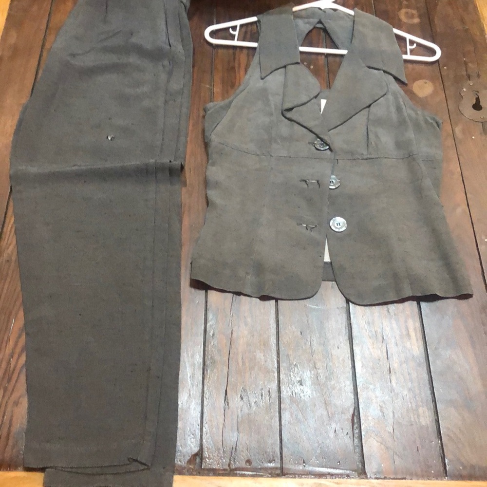Mark Farrel grey Suit size 9/10